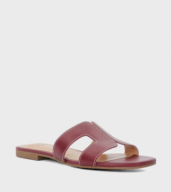 LOOPEY Cut-Out Flat Sandals