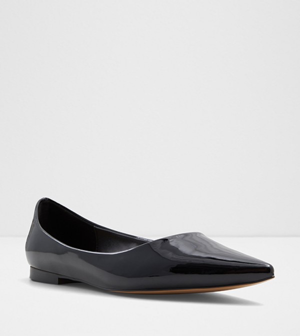 Latch pointed ballet flats discount