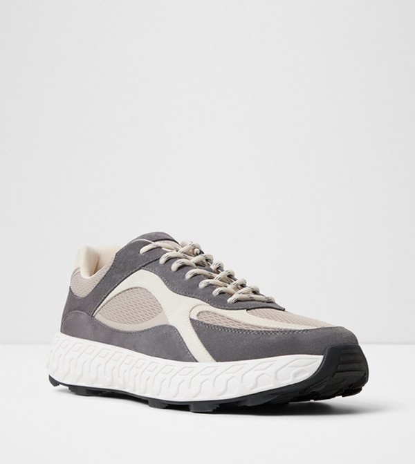 STRYKER Color Block Runner Sneakers