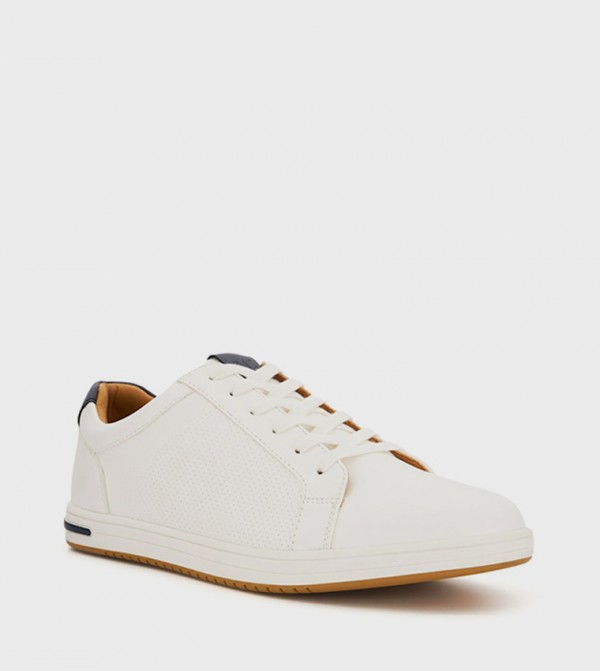 TEZZY Lace-Up Sneakers