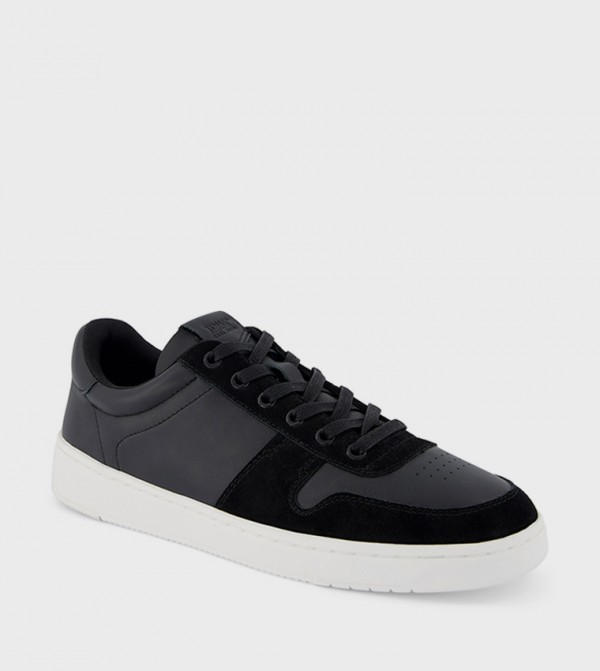 TRVL LITE Leather Suede Court Sneakers