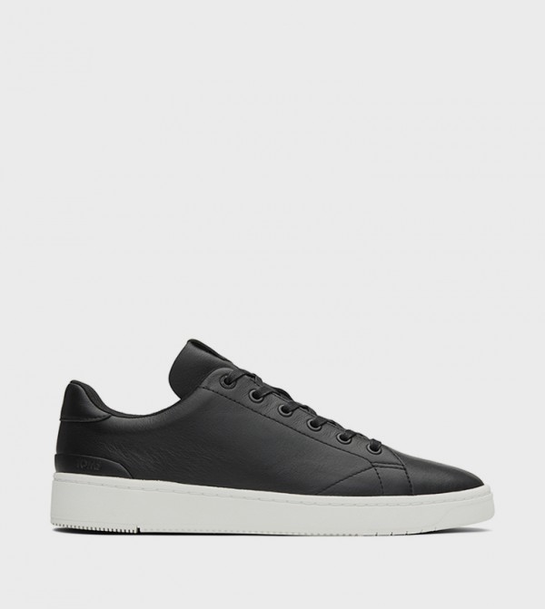 TRVL LITE 2.0 Low Top Lace-Up Sneakers