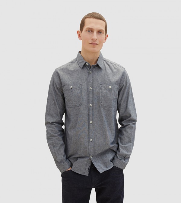 Solid Patch Pocket Detail Shirt