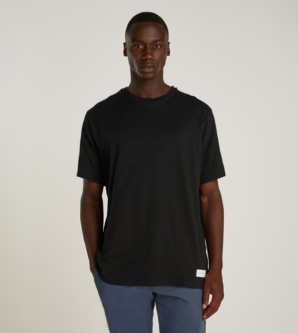 Solid Crew Neck T-Shirt