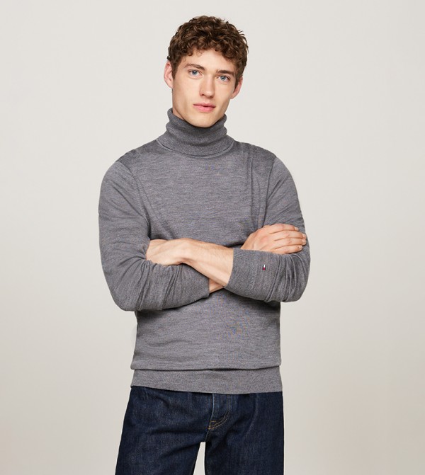 Solid Turtle Neck Sweater
