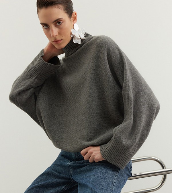 Oversized grey sale turtleneck sweater