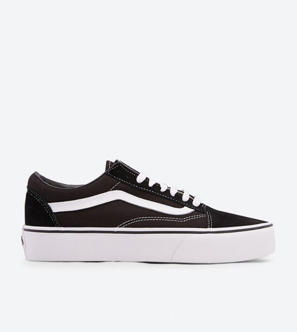 vans shoes locations near me