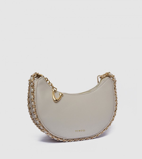 Chain Detailed Shoulder Bag