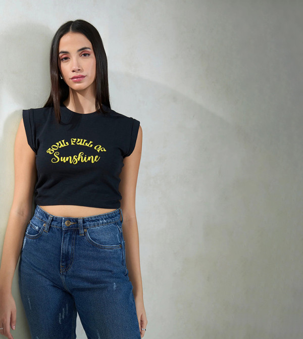 Printed Sleeveless Crop T-Shirt