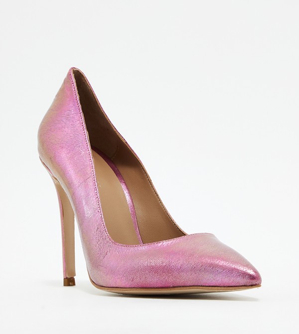 Dual Tone Pointed Toe Pumps
