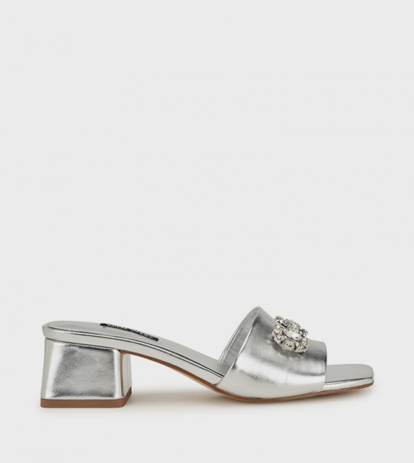 BAMSY Accessory Detail Heel Sandals