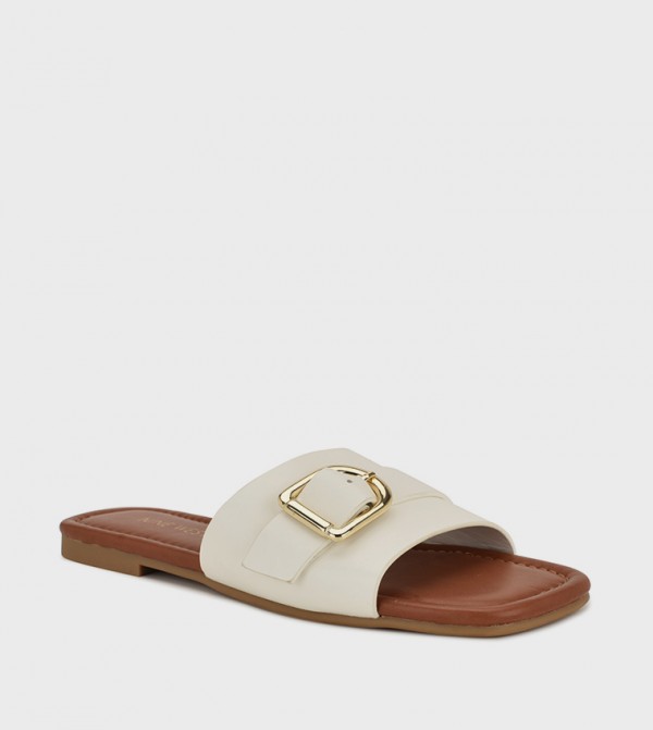 Buckled Open Toe Flat Sandals