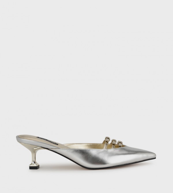 WEEKA Bow Detail Pumps