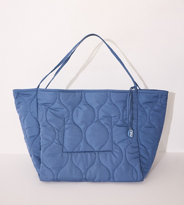 Quilted Reversible Shoulder Bag