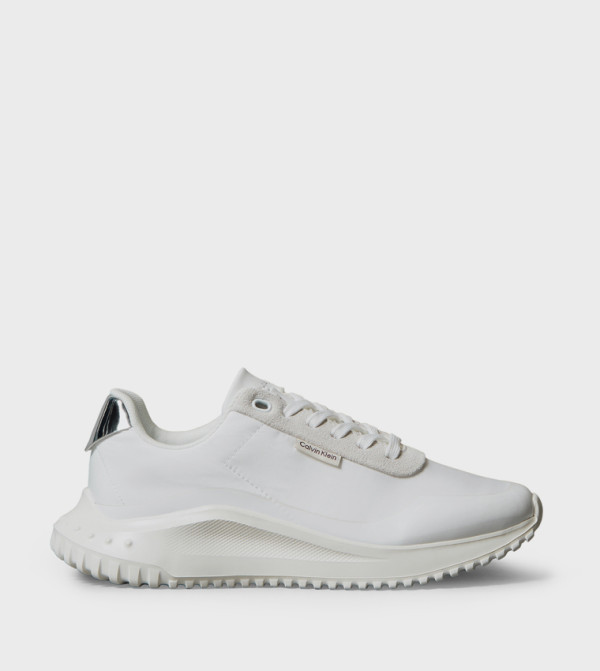 Round Toe Eva Runner Sneakers