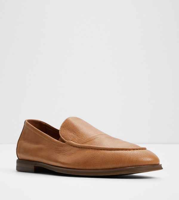 ZACCARY Textured Loafers