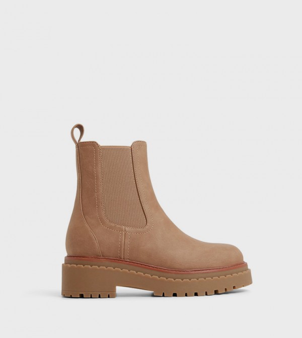 ZAYRA Chunky Chelsea Boots