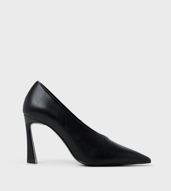 ZEYNAA Pointed Toe Pumps