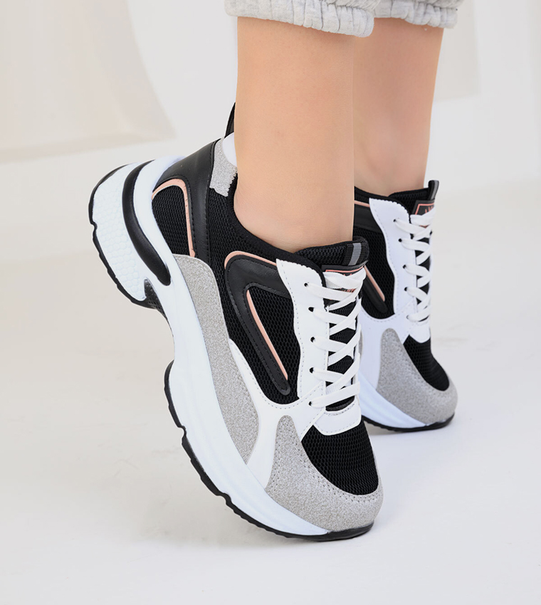 Round Toe Lace-Up Sneakers