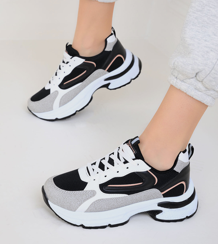 Round Toe Lace-Up Sneakers
