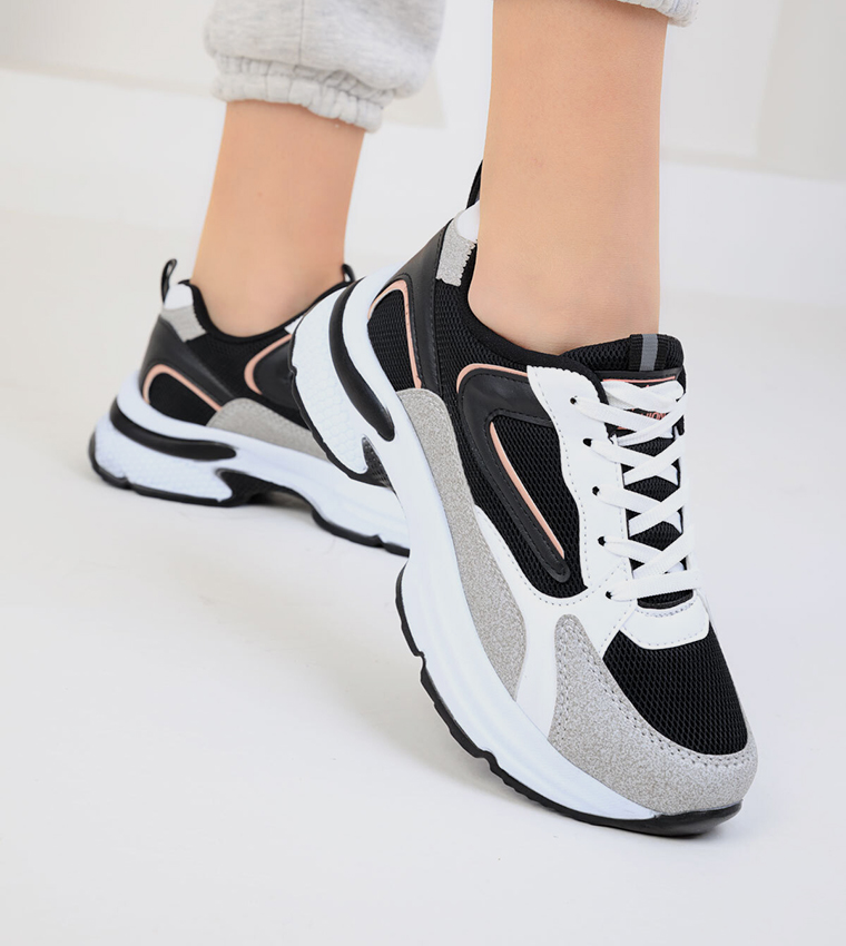 Round Toe Lace-Up Sneakers
