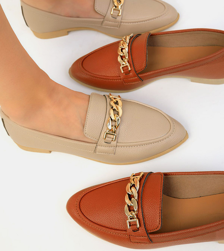 Chain-Link Detail Loafers