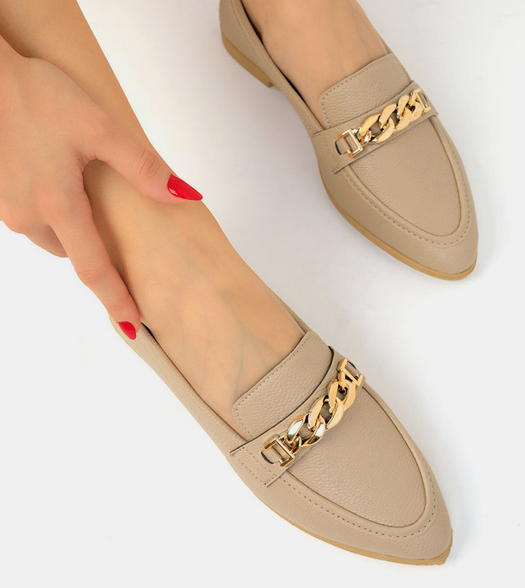 Chain-Link Detail Loafers