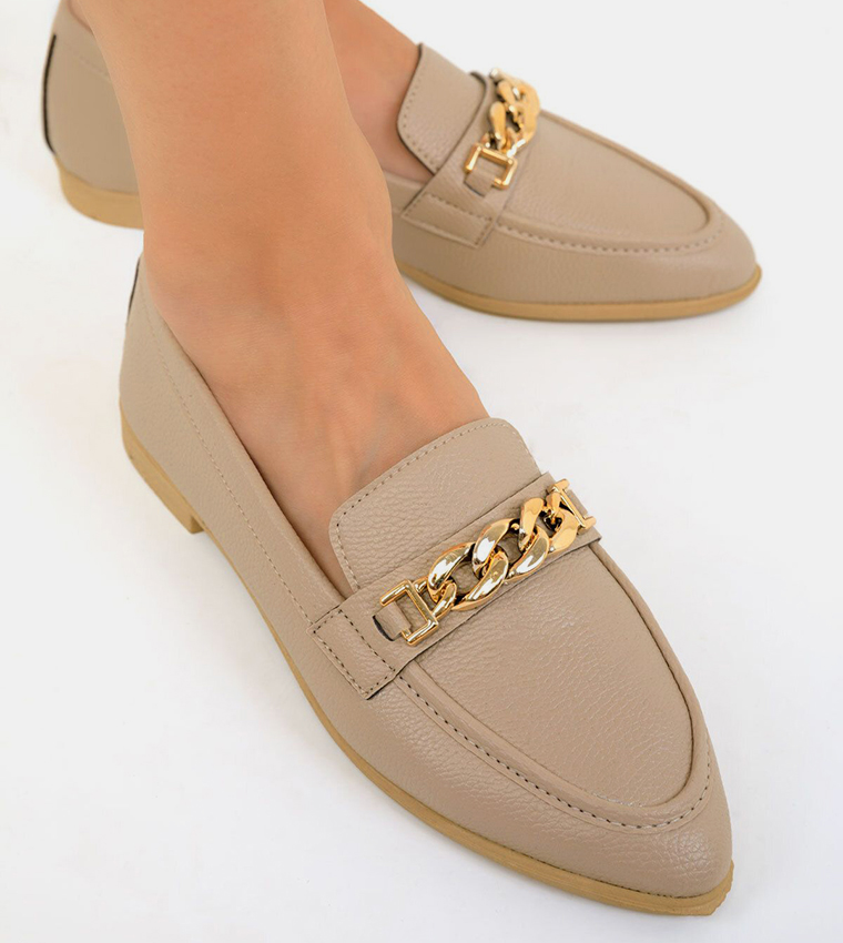 Chain-Link Detail Loafers