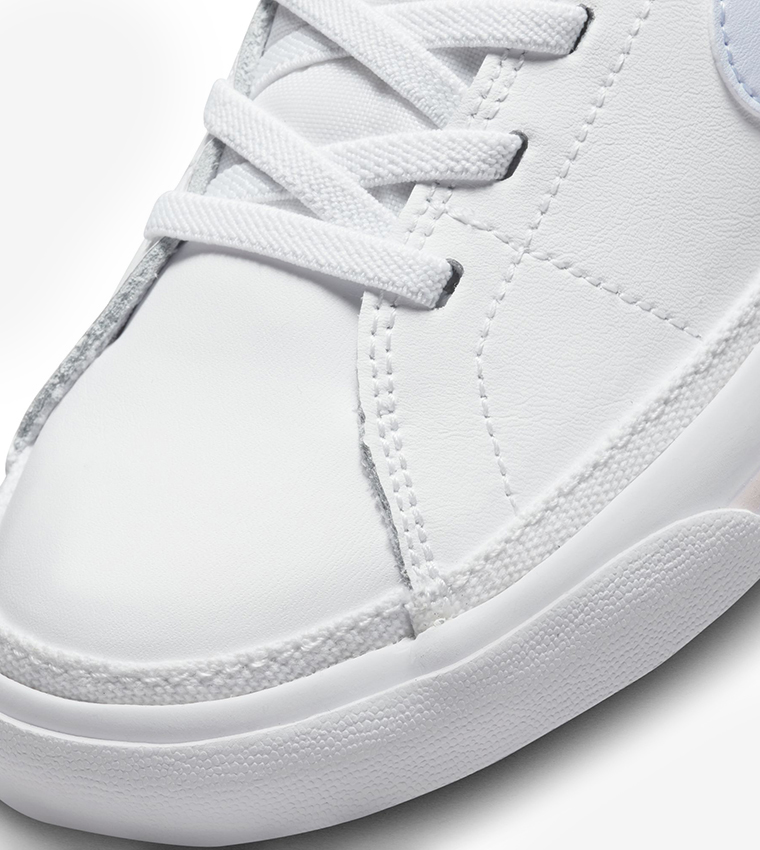 Court Legacy Low Top Sneakers