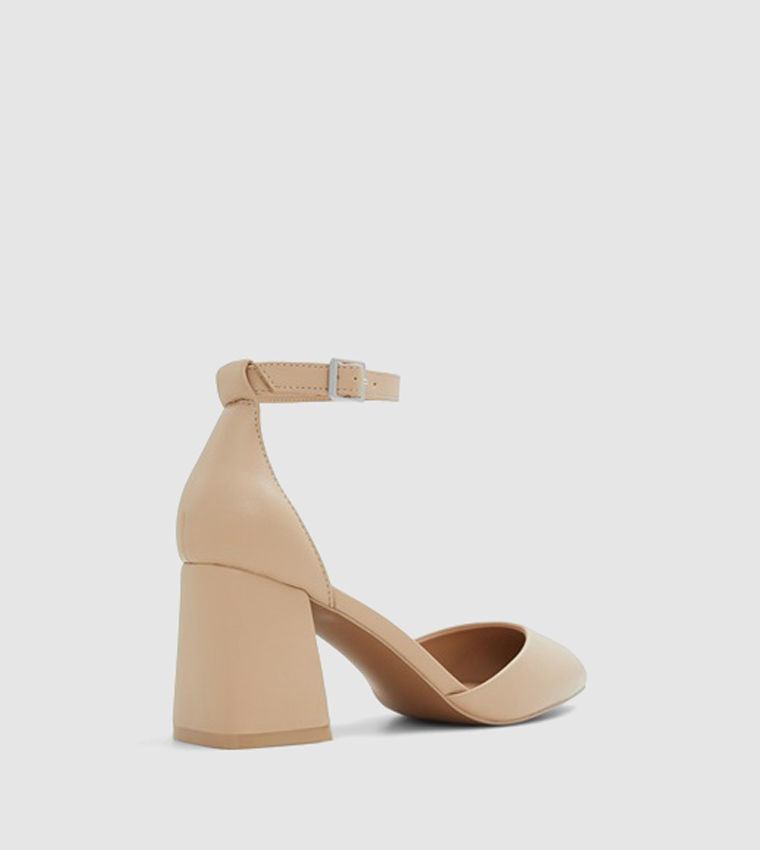 DALIAA D'Orsay Pumps