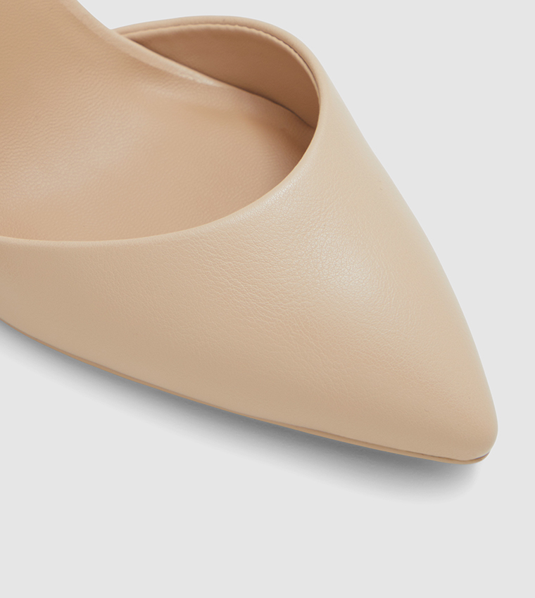 DALIAA D'Orsay Pumps