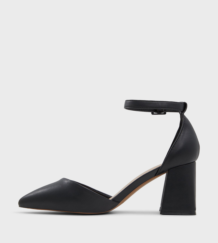 DALIAA D'Orsay Pumps