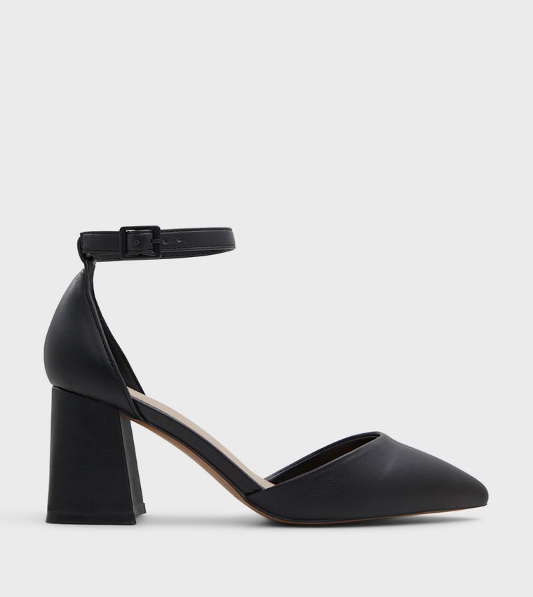 DALIAA D'Orsay Pumps