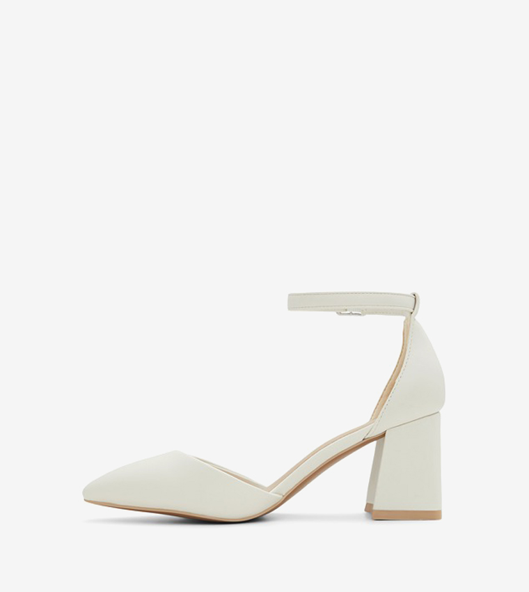 DALIAA D'Orsay Pumps