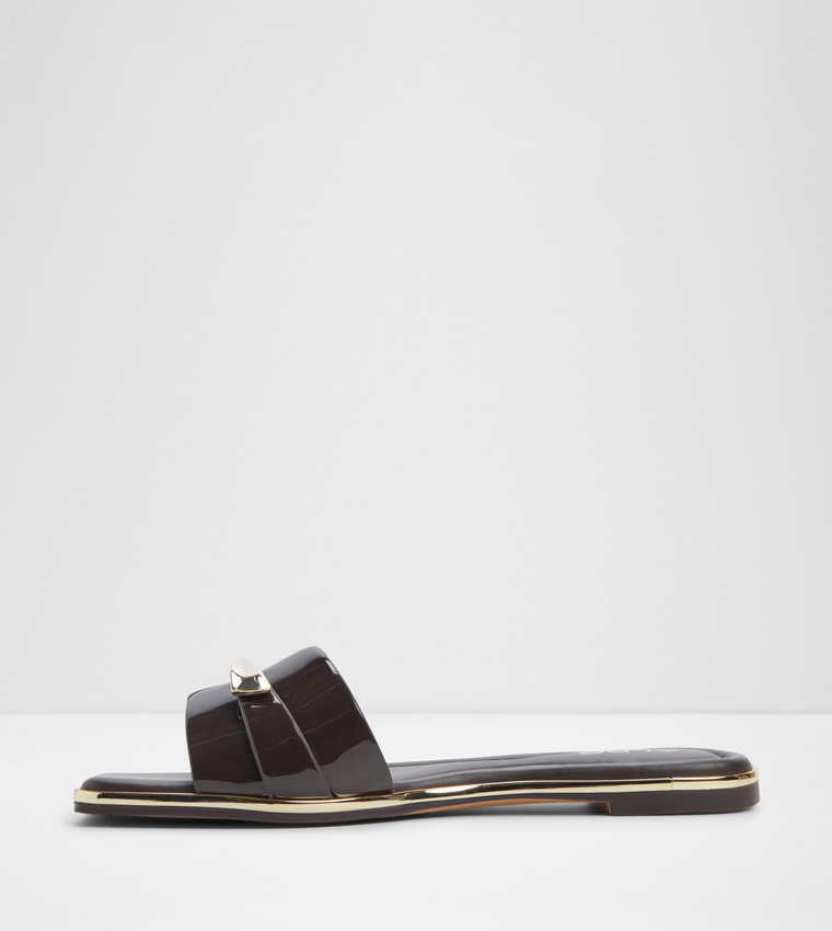 DARLINA Accessory Detail Flat Sandals