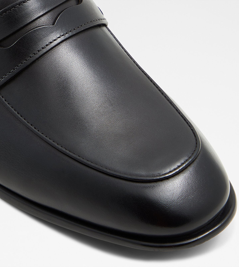 DARRIS Round Toe Loafers
