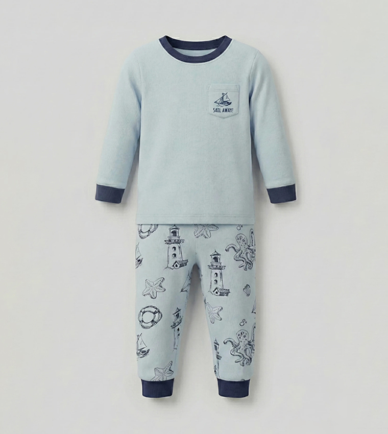 طقم بيجاما بقبة مستديرة بطبعة