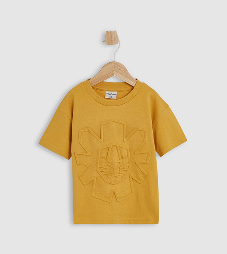 Embossed Short Sleeves T-Shirt