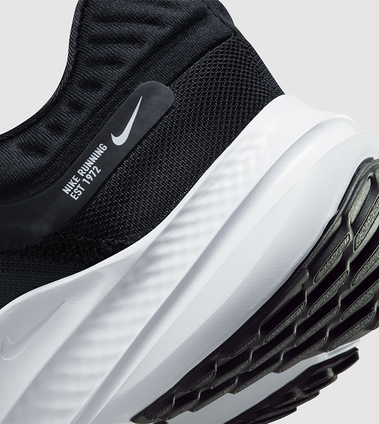 カメラ デジタルカメラ Quest 5 Running Shoes