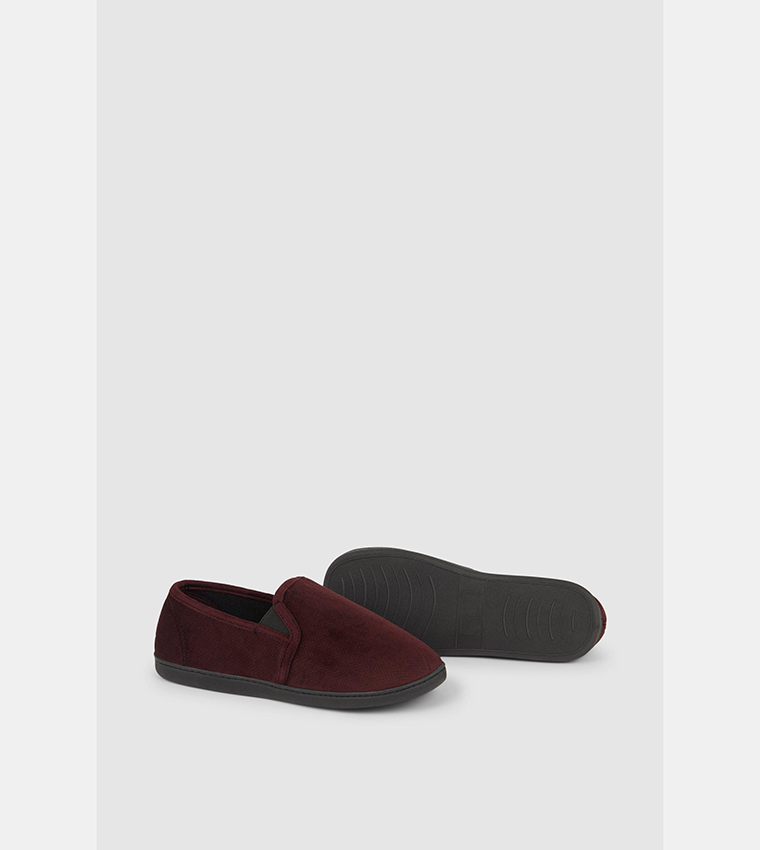 Buy Debenhams Velour Herringbone Full Slip On Shoes In Red 6thStreet Oman