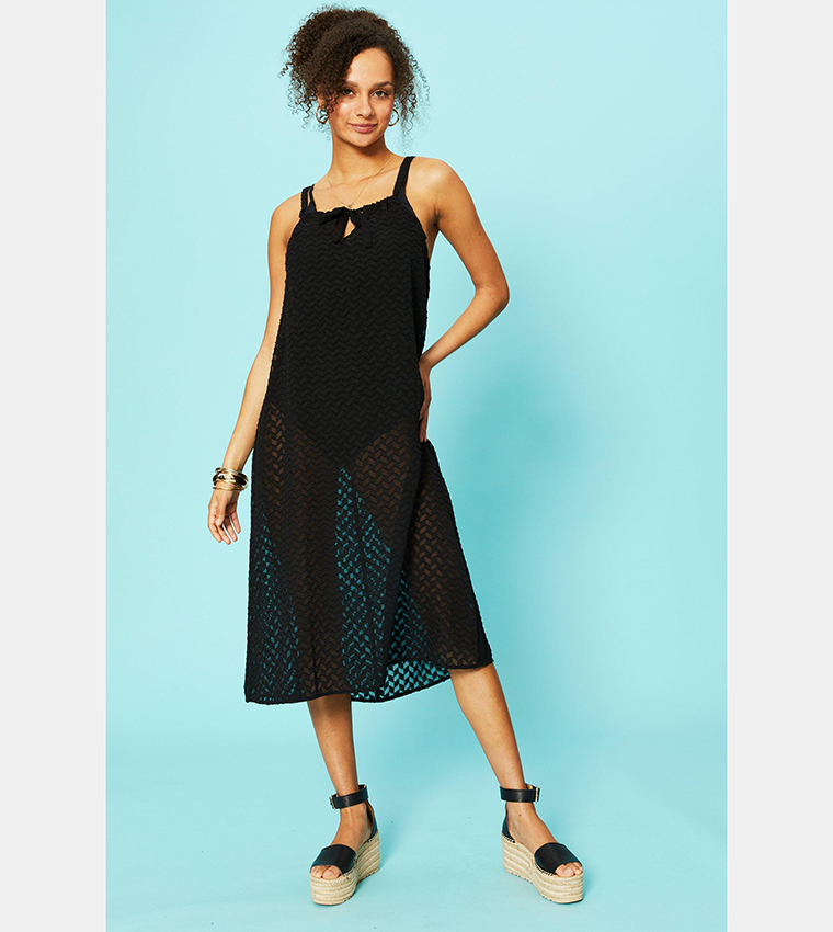 Buy Debenhams Textured Midi Swing Dress In Black 6thStreet Qatar