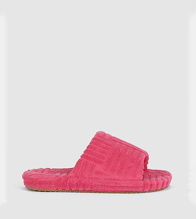 Buy Debenhams Textured Strap Slippers In Pink 6thStreet Qatar