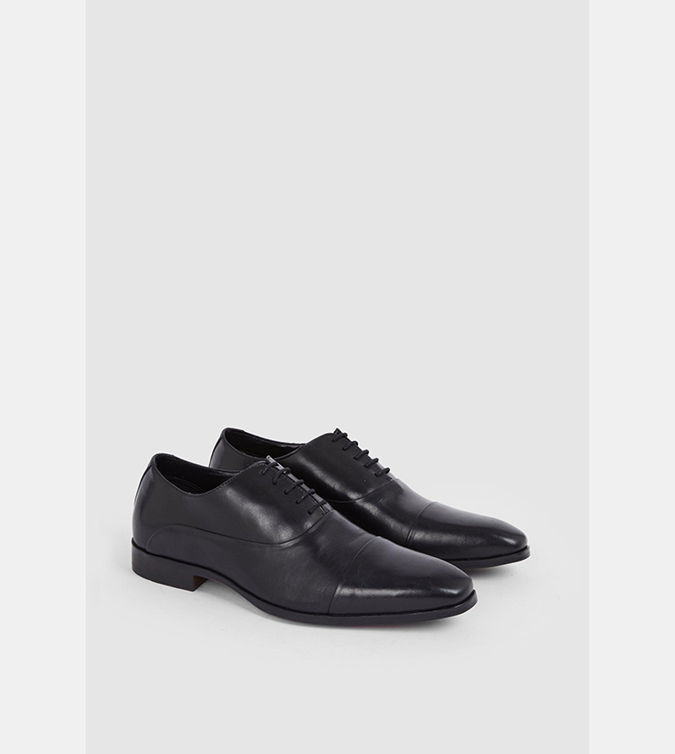 Wide black sales dress shoes