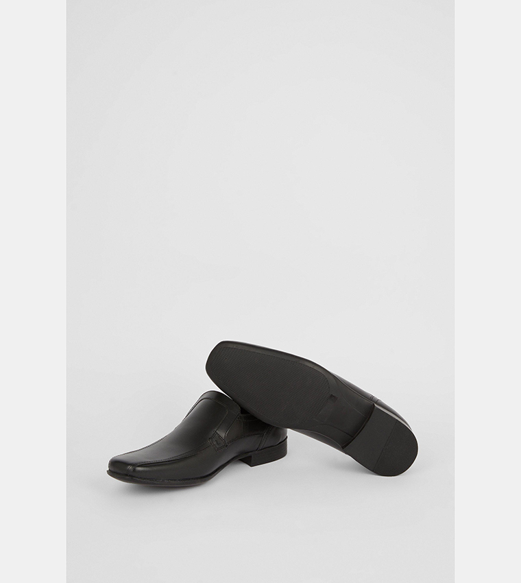 Buy Debenhams Jeremy Leather Slip On Shoes In Black 6thStreet UAE