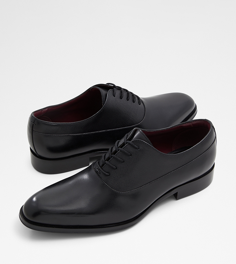 DEBONAIR Lace-Up Oxford Shoes