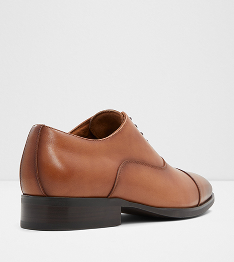 DEBONAIR Lace-Up Oxford Shoes