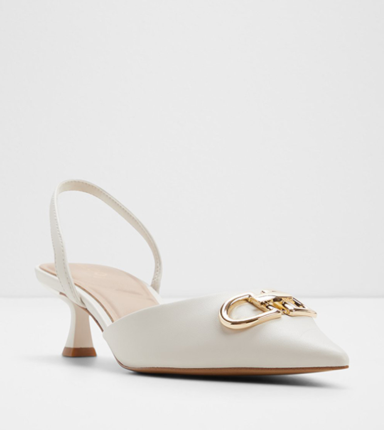 DELICAT Metal Accent Pointed Toe Pumps