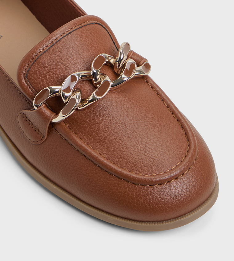 DERAYNE Metal Detail Loafers