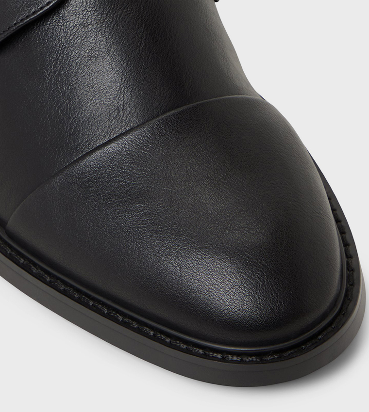 DESMARAIS Almond Toe Lace-Up Shoes