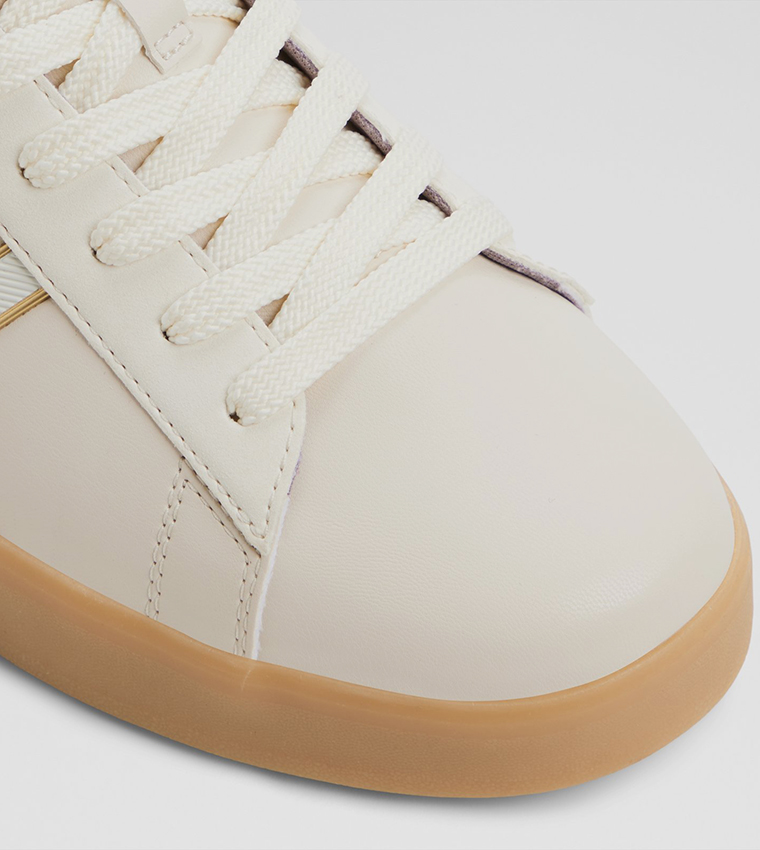 سنيكر برباط